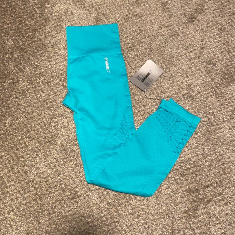 BRAND NEW GYMSHARK LEGGINGS